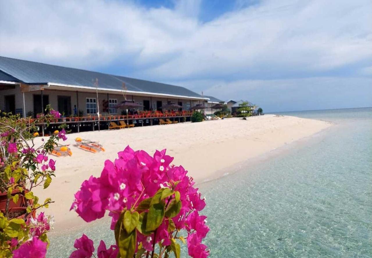 Santiri Island Resort Semporna Eksteriør bilde